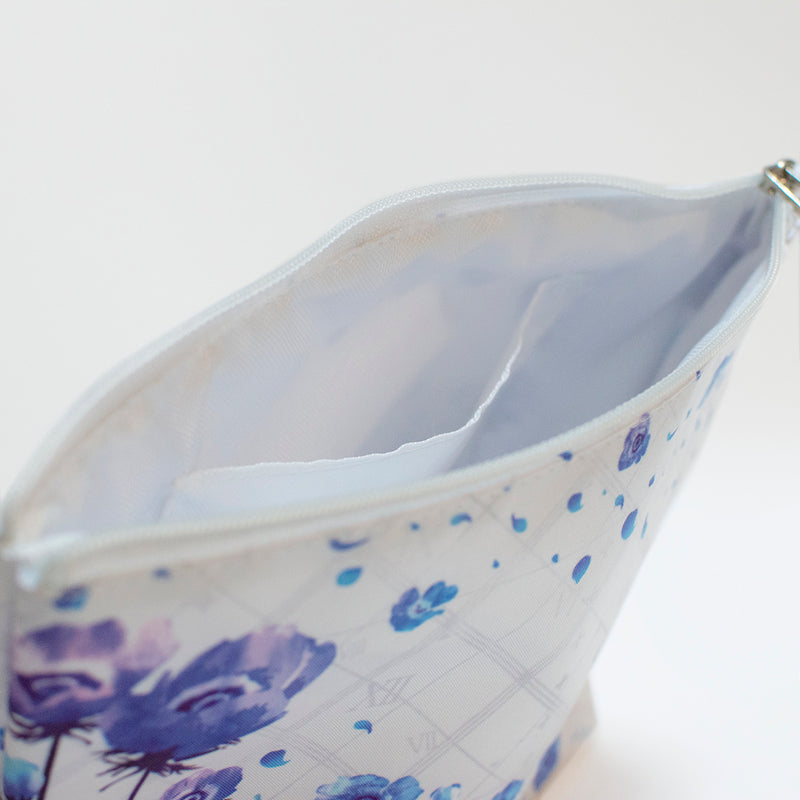 Collar×Malice -Unlimited- 三角ポーチ